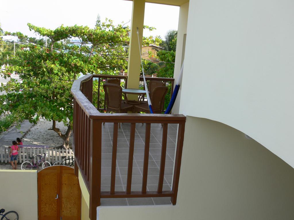 Caye Reef Condos Caye Caulker Eksteriør billede